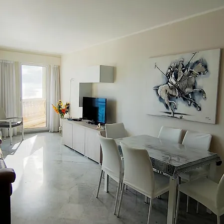 Appartamento Victoria Plaza *